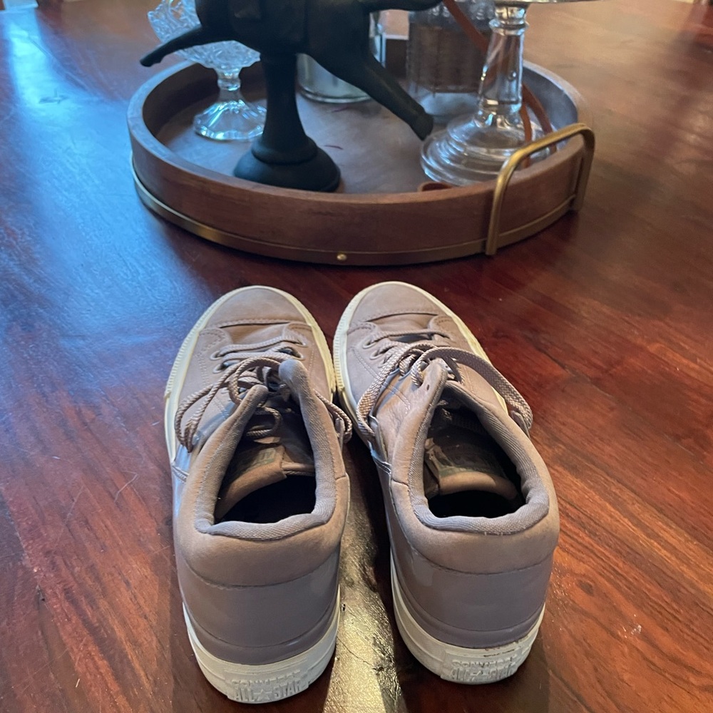 Converse - Picture 2 of 5